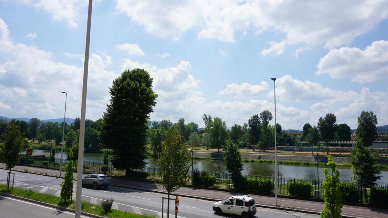 Arno River View Apartment Terraces, Free Parking Флоренция Экстерьер фото