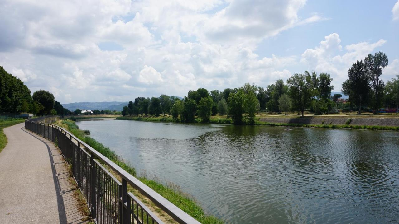 Arno River View Apartment Terraces, Free Parking Флоренция Экстерьер фото